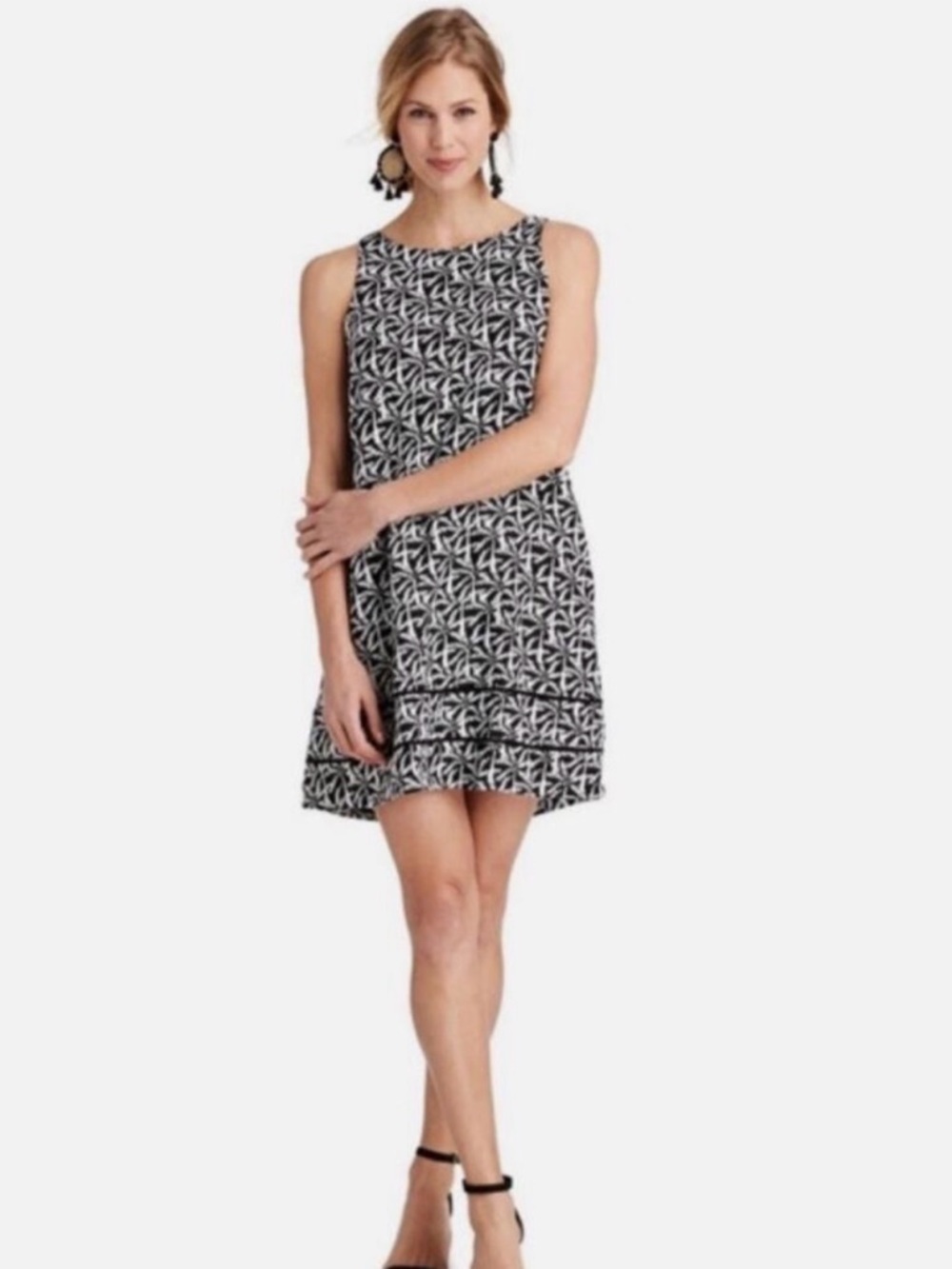 Vineyard Vines Black & White Sleeveless Printed Shift Dress